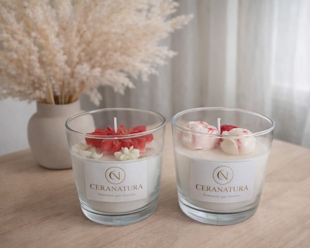 Bougie artisanale Ceranatura dans un intérieur beige